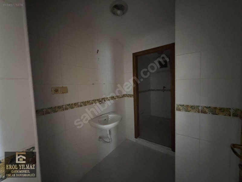 Erol Yılmaz Gayrimenkul'den Kiralık 3+1 Daire — fotoğraf 24