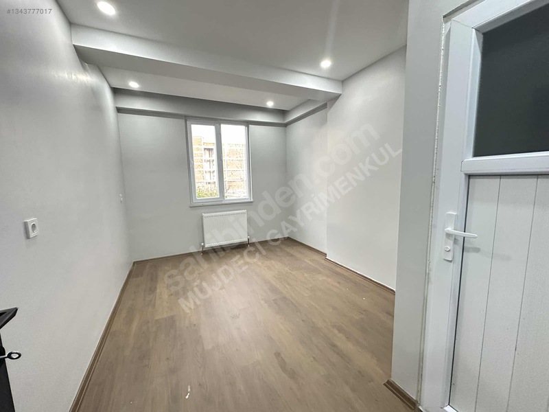 Müjdeci Gayrimenkulden Ssk Caddesinde Satılık 2+1 Ara Kat Daire — fotoğraf 9