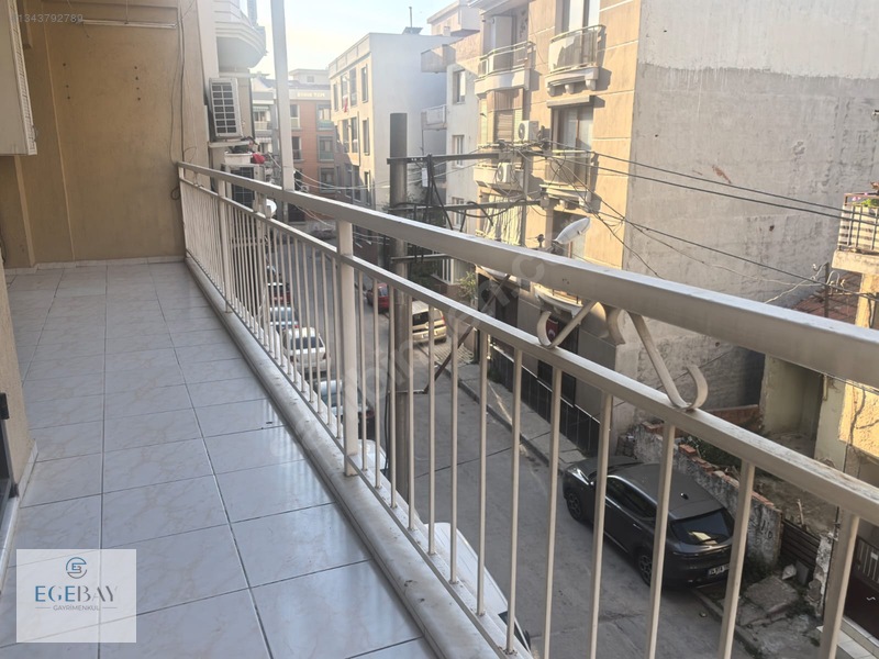 Egebay'dan Laleli Mahallesi 3+1 Ara Kat Çift Cephe Kiralık — fotoğraf 5