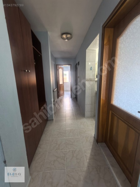 Egebay'dan Laleli Mahallesi 3+1 Ara Kat Çift Cephe Kiralık — fotoğraf 13