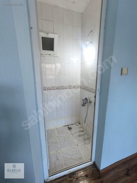 Egebay'dan Laleli Mahallesi 3+1 Ara Kat Çift Cephe Kiralık — fotoğraf 25