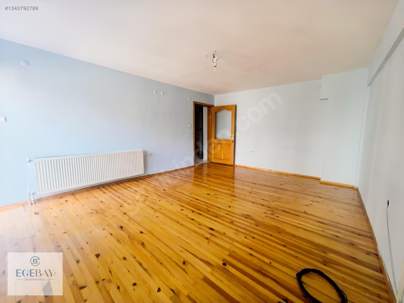 Egebay'dan Laleli Mahallesi 3+1 Ara Kat Çift Cephe Kiralık — fotoğraf 27