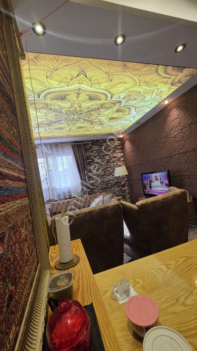 Satılık 1+1 Eşyalı Yarı Bodrum Daire — fotoğraf 4