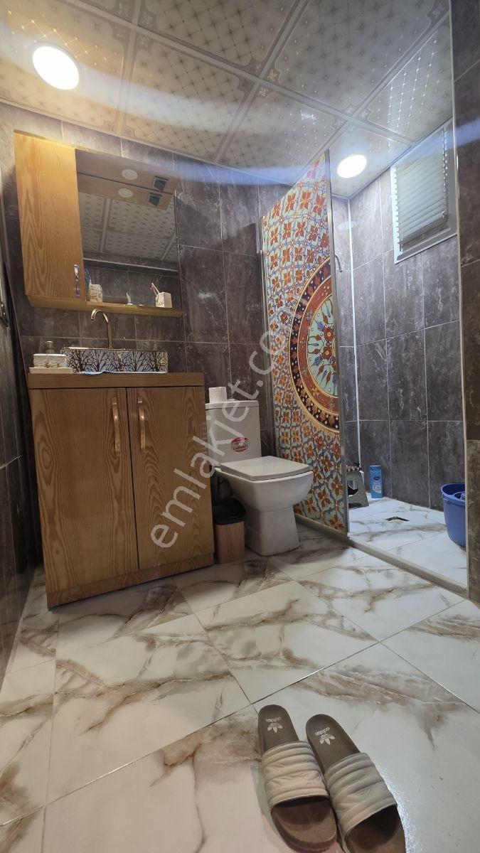 Satılık 1+1 Eşyalı Yarı Bodrum Daire — fotoğraf 10