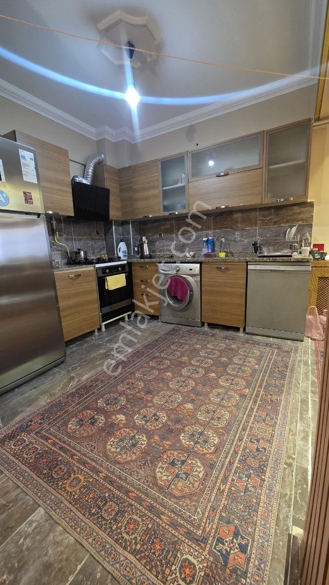 Satılık 1+1 Eşyalı Yarı Bodrum Daire — fotoğraf 12