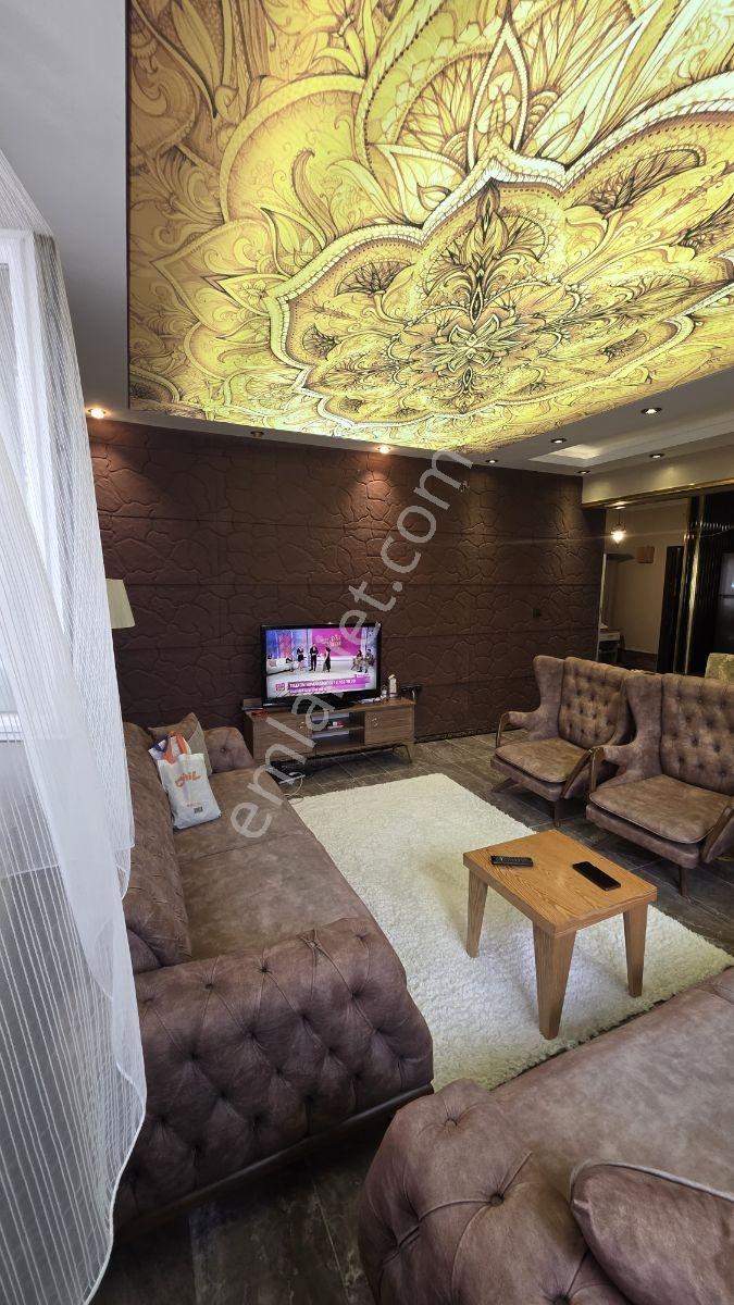 Satılık 1+1 Eşyalı Yarı Bodrum Daire — fotoğraf 15