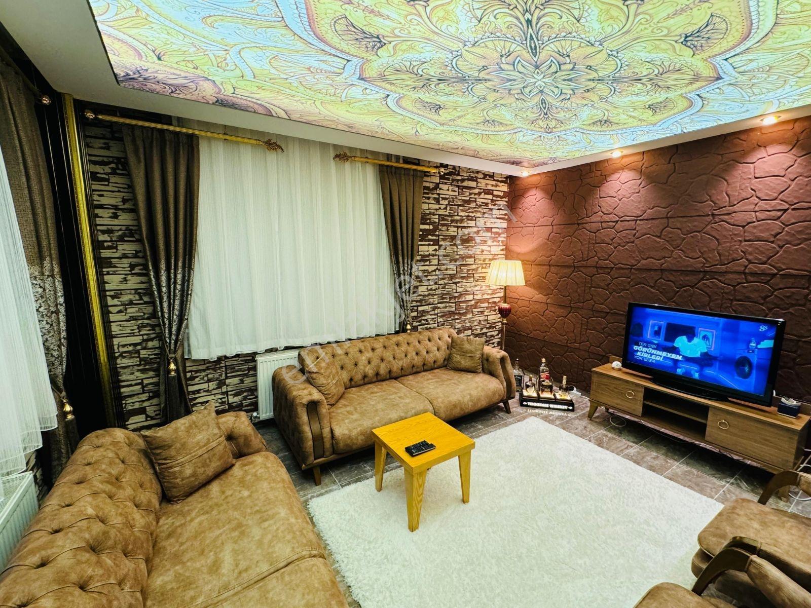 Satılık 1+1 Eşyalı Yarı Bodrum Daire — fotoğraf 18