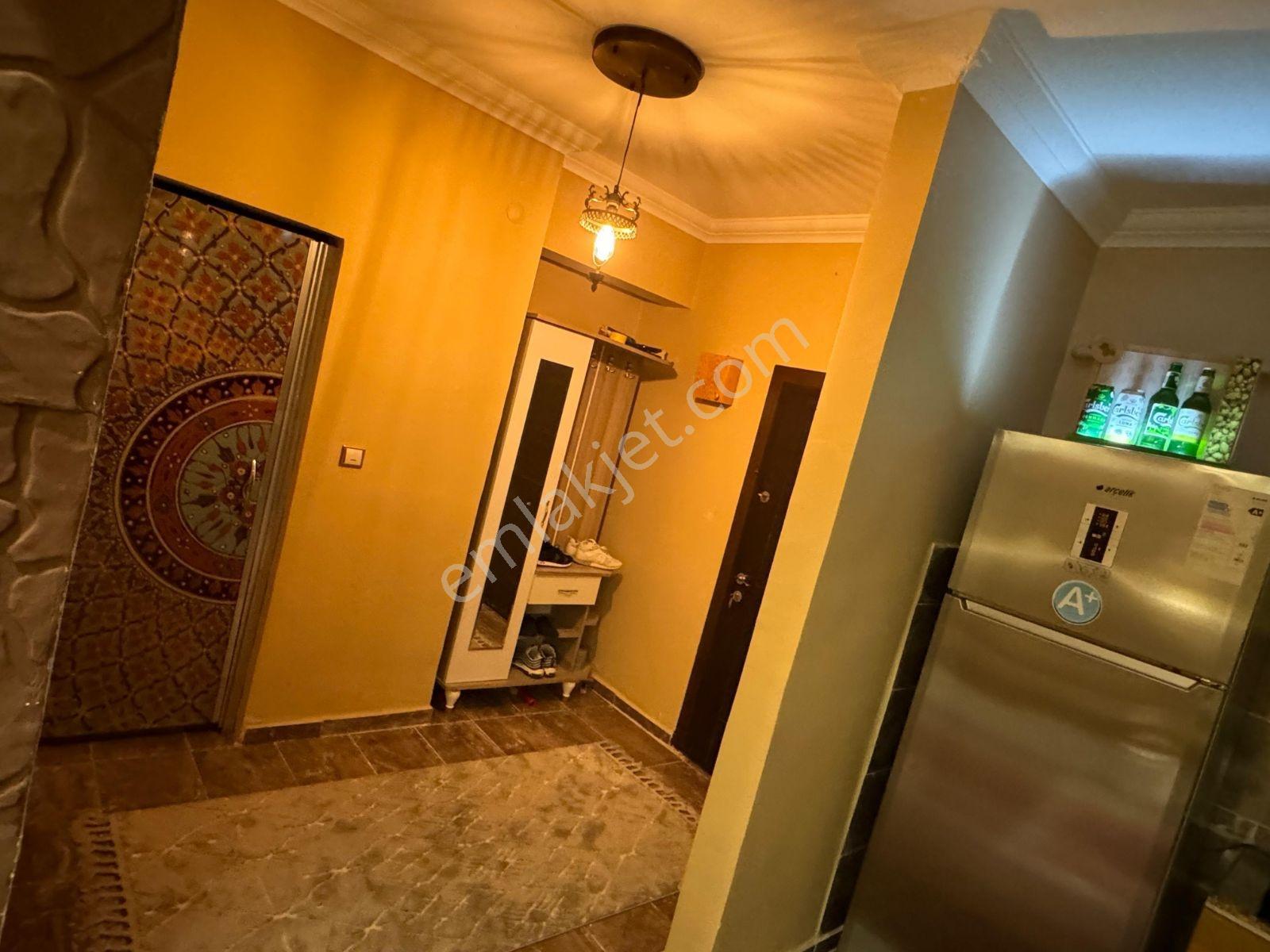 Satılık 1+1 Eşyalı Yarı Bodrum Daire — fotoğraf 24