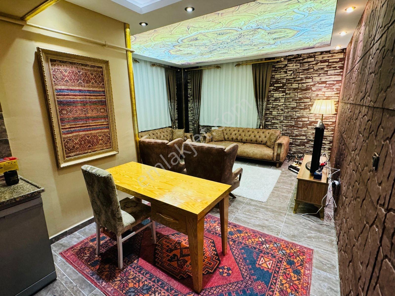 Satılık 1+1 Eşyalı Yarı Bodrum Daire — fotoğraf 27