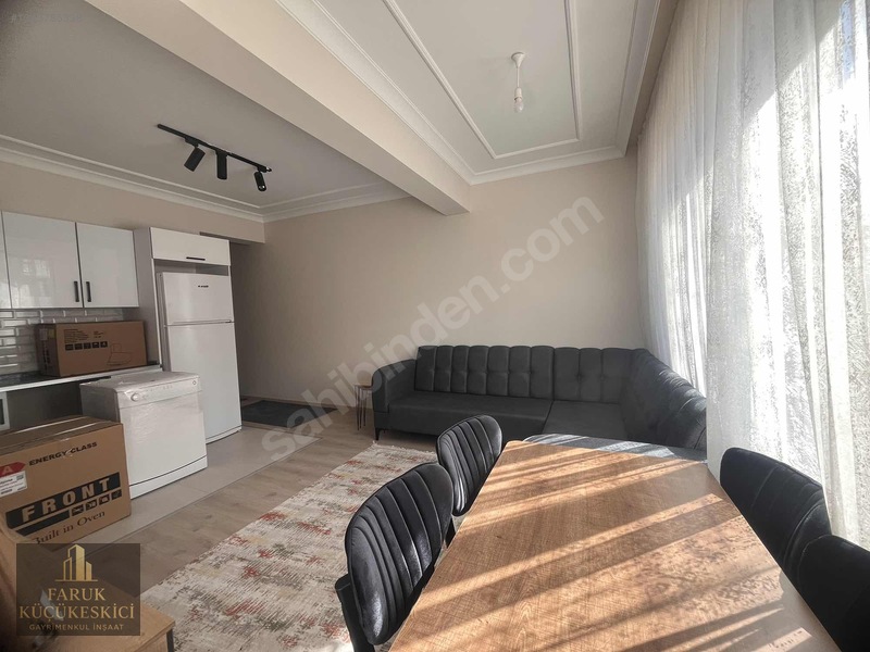 Tramvaya Yürüme Mesafesinde Eşyalı Arakat Hollü Geniş 1+1 — fotoğraf 17