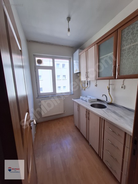 Remax İlke'den Aşağı Mumcu'da 1+1 Kiralık Ofis — fotoğraf 2