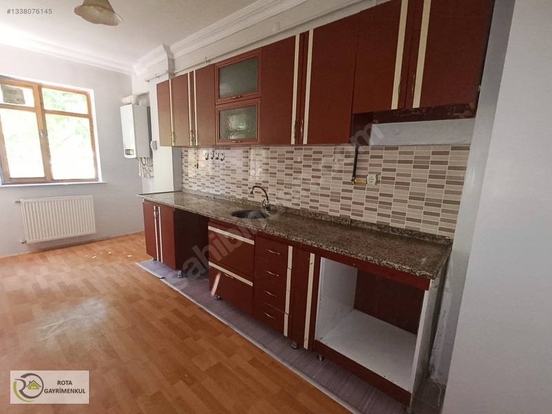 Rota'dan Şükrüpaşada Şükrüpaşa İlkokulu Yanı 3+1 Kiralık Daire — fotoğraf 4