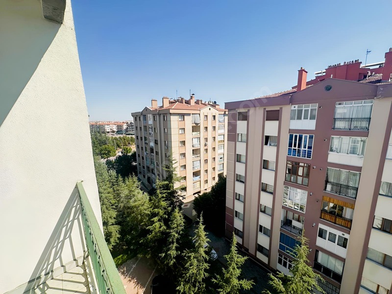 İstanbul Caddesine Yakın, Kuzeykent Sitesinde Geniş 3+1 Daire — fotoğraf 6