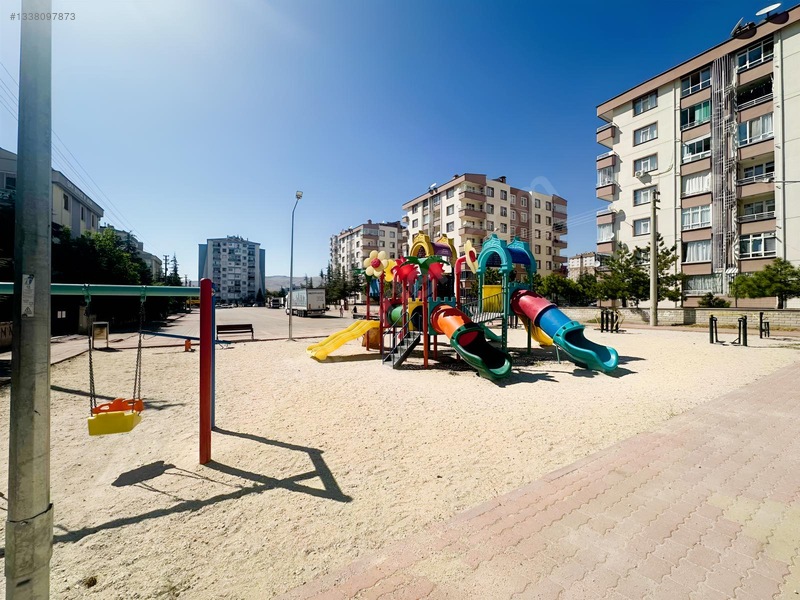 İstanbul Caddesine Yakın, Kuzeykent Sitesinde Geniş 3+1 Daire — fotoğraf 27