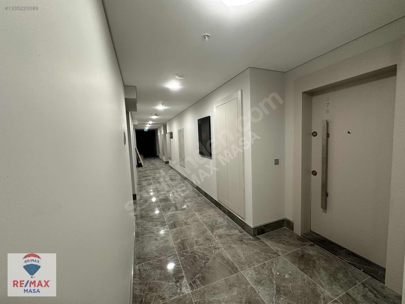 Remax Masa Ataşehir Modern 1+1 Kiralık Balkonlu 40.kat Daire — fotoğraf 13