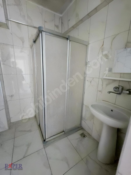 Hürriyet Mah 3+1 Doğalgazlı 4.kat Merkezde Kiralık Daire — fotoğraf 16