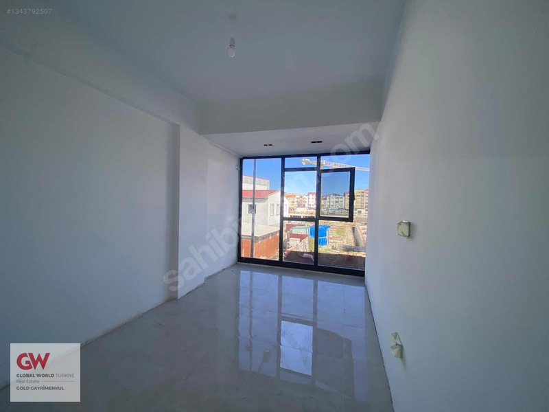 Selimiyede Merkezi Lokasyonda 1+1 Kiralık Ofis/büro — fotoğraf 6