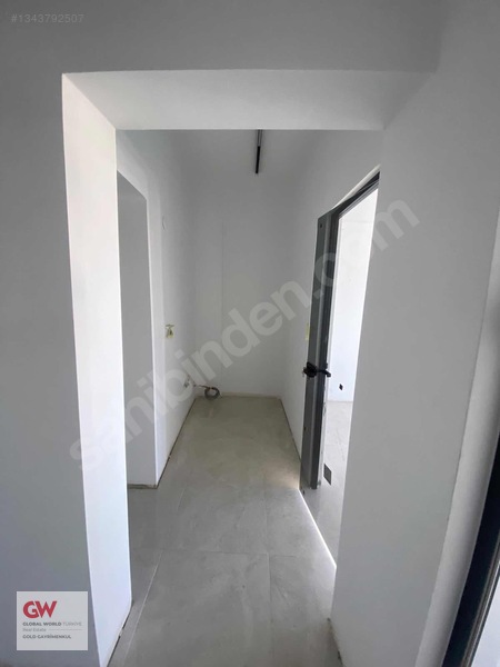 Selimiyede Merkezi Lokasyonda 1+1 Kiralık Ofis/büro — fotoğraf 11