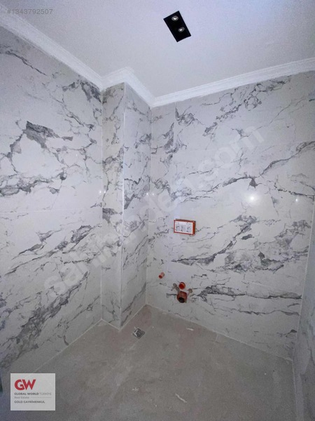 Selimiyede Merkezi Lokasyonda 1+1 Kiralık Ofis/büro — fotoğraf 12