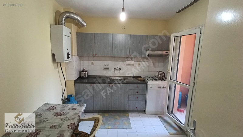 Fatih Şahin Den Eşyalı 1+1 Kiralık Daire — fotoğraf 10