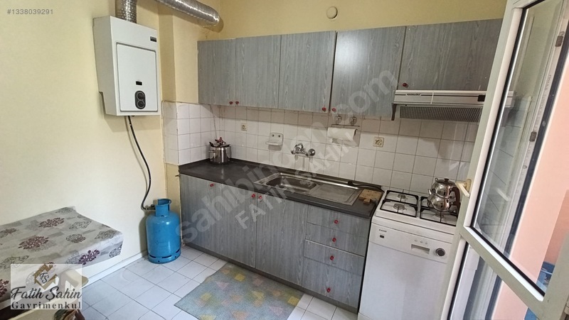 Fatih Şahin Den Eşyalı 1+1 Kiralık Daire — fotoğraf 11