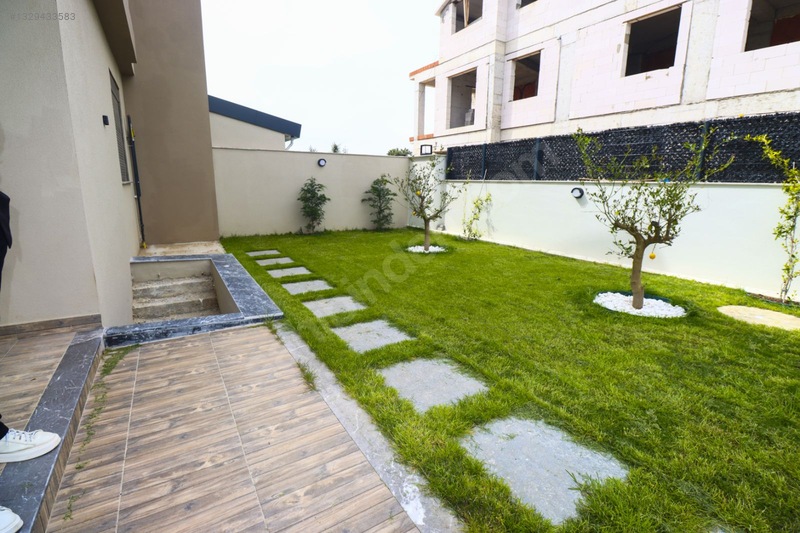 G.yeşilöz'den Antalya Merkeze En Yakın Büyük Bahçeli 330m2 — fotoğraf 7