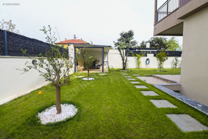 G.yeşilöz'den Antalya Merkeze En Yakın Büyük Bahçeli 330m2 — fotoğraf 8