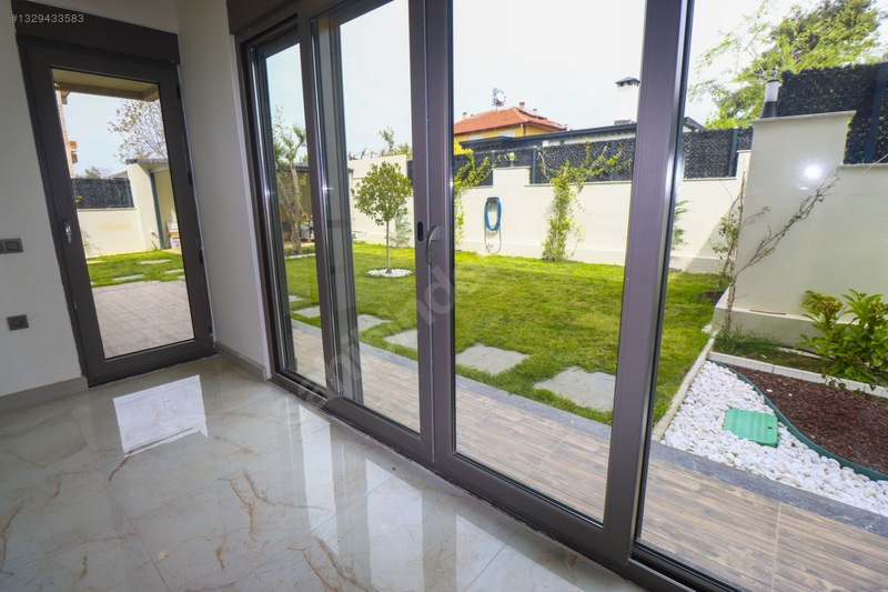 G.yeşilöz'den Antalya Merkeze En Yakın Büyük Bahçeli 330m2 — fotoğraf 12