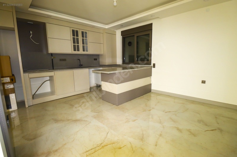 G.yeşilöz'den Antalya Merkeze En Yakın Büyük Bahçeli 330m2 — fotoğraf 14