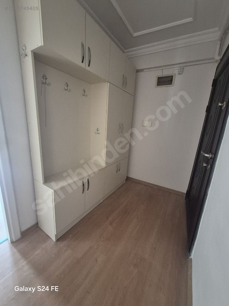 Bornova Erzene Mah.kiralık 3+1 Daire — fotoğraf 6
