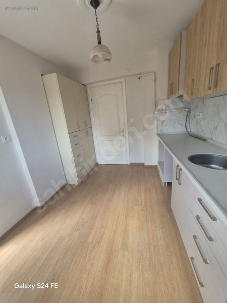 Bornova Erzene Mah.kiralık 3+1 Daire — fotoğraf 32