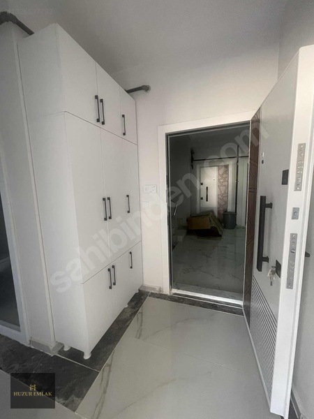 Mardin Huzur Emlak'tan Belediye Garajı Yanı Kiralık 2+1 Daire — fotoğraf 2