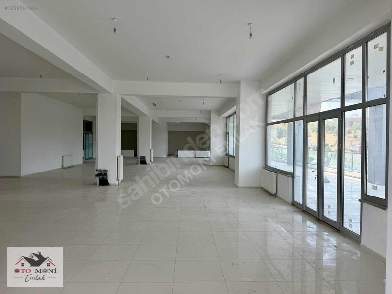 Kuzeykent'te 650 Ve 550m2 Ayrı Girişli Kiralık İş Yerleri — fotoğraf 10