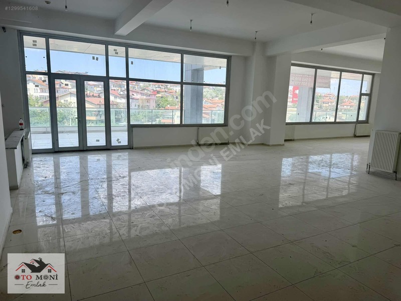 Kuzeykent'te 650 Ve 550m2 Ayrı Girişli Kiralık İş Yerleri — fotoğraf 11