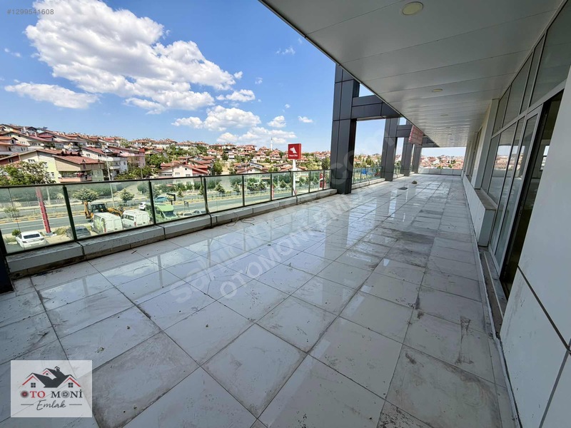 Kuzeykent'te 650 Ve 550m2 Ayrı Girişli Kiralık İş Yerleri — fotoğraf 18