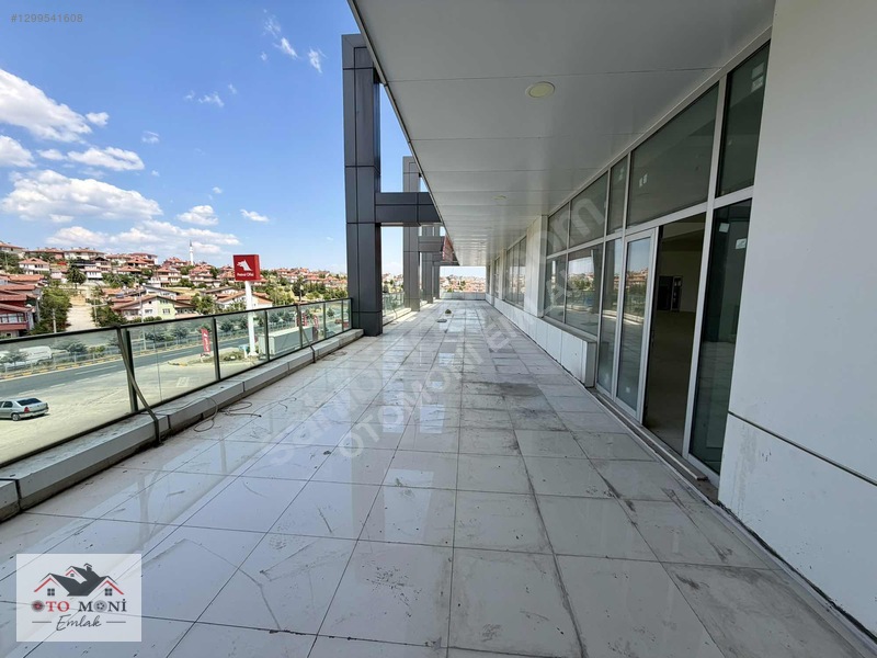 Kuzeykent'te 650 Ve 550m2 Ayrı Girişli Kiralık İş Yerleri — fotoğraf 20