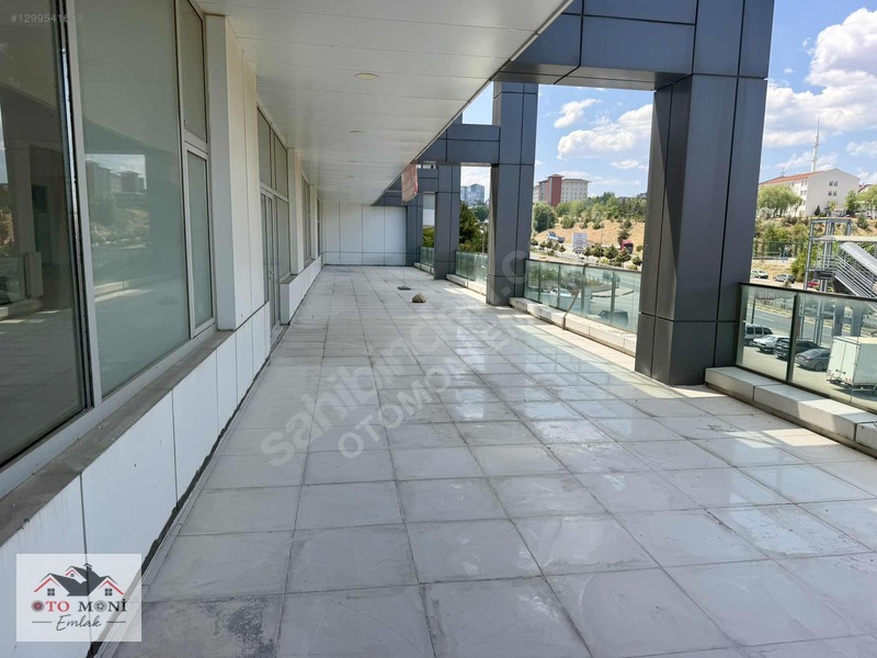 Kuzeykent'te 650 Ve 550m2 Ayrı Girişli Kiralık İş Yerleri — fotoğraf 22
