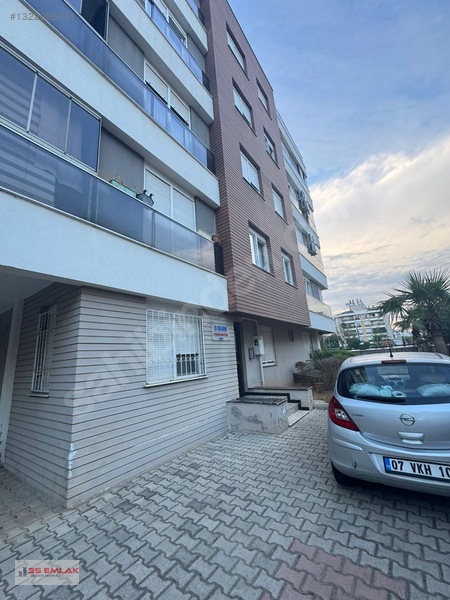 Doğalgazlı Balkonlu Full Park Manzaralı Eşyalı Satılık 2+1 — fotoğraf 4