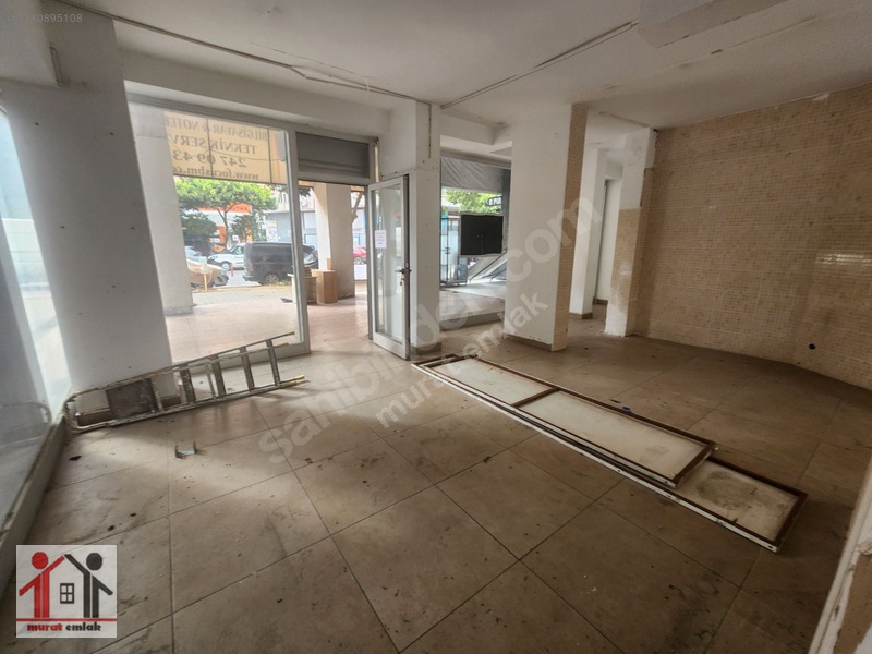 Merkezde Milli Egemenlik Caddesine Cephe 3katlı Dükkan — fotoğraf 4