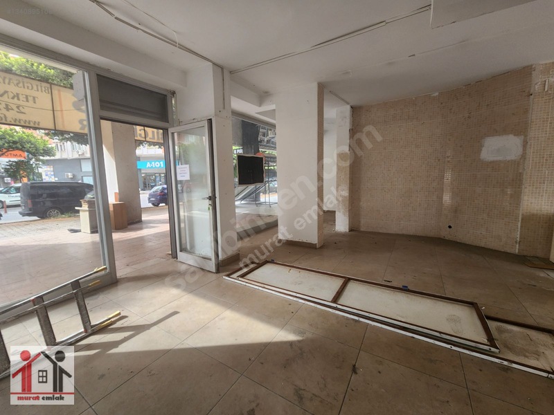 Merkezde Milli Egemenlik Caddesine Cephe 3katlı Dükkan — fotoğraf 5