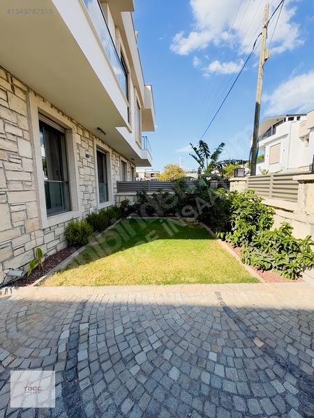 Seferihisar'da Denize 150 Mt 3+1 Satılık Villa Oturmaya Hazır — fotoğraf 3