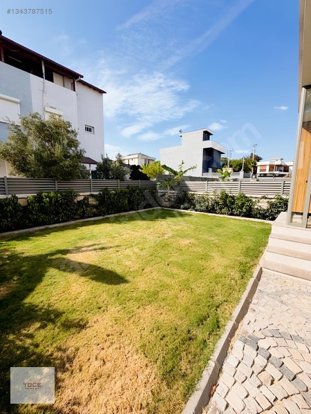 Seferihisar'da Denize 150 Mt 3+1 Satılık Villa Oturmaya Hazır — fotoğraf 7
