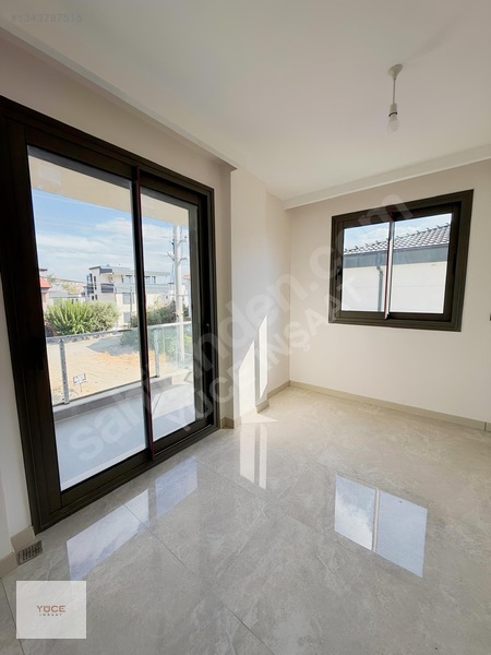 Seferihisar'da Denize 150 Mt 3+1 Satılık Villa Oturmaya Hazır — fotoğraf 16