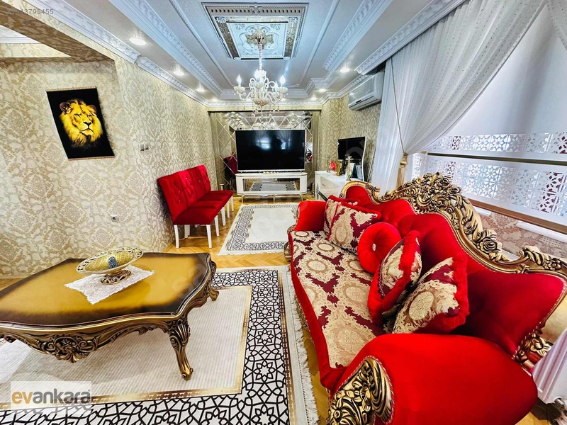 Beşikkayada Cadde Yakını, İçi Yapılı, 350m2, Geniş Teraslı 5+1 — fotoğraf 2