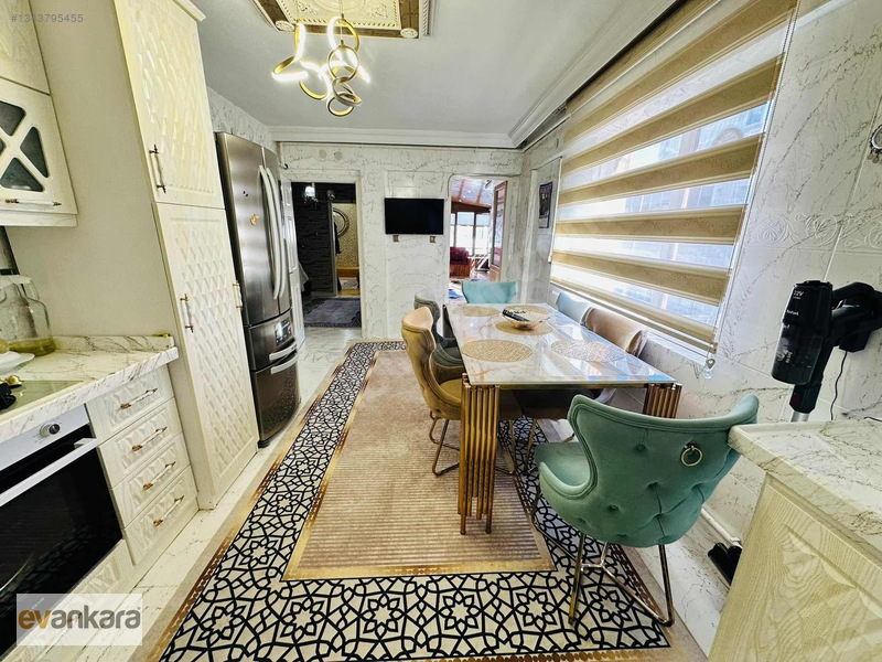 Beşikkayada Cadde Yakını, İçi Yapılı, 350m2, Geniş Teraslı 5+1 — fotoğraf 5