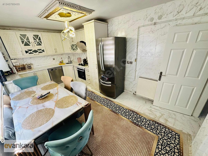 Beşikkayada Cadde Yakını, İçi Yapılı, 350m2, Geniş Teraslı 5+1 — fotoğraf 6