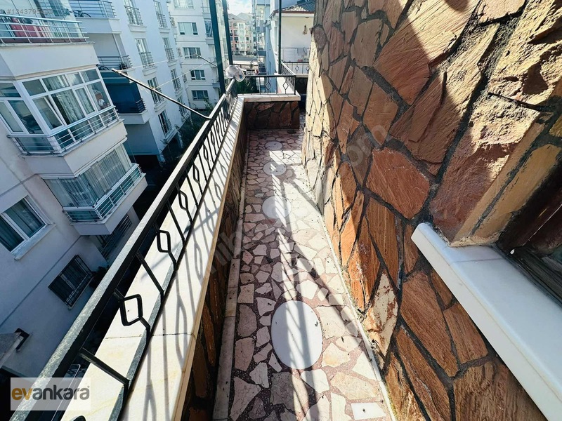 Beşikkayada Cadde Yakını, İçi Yapılı, 350m2, Geniş Teraslı 5+1 — fotoğraf 18