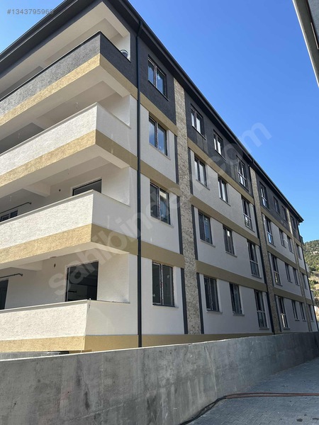 4.eylül Mahallesi Muammer Aksoy Caddesi Üzeri Sıfır 2+1 — fotoğraf 2