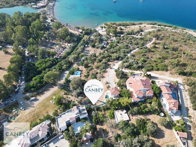 Datça Marinanın Yanında Denize 160 M Satılık 193M2 Turizm Arsası