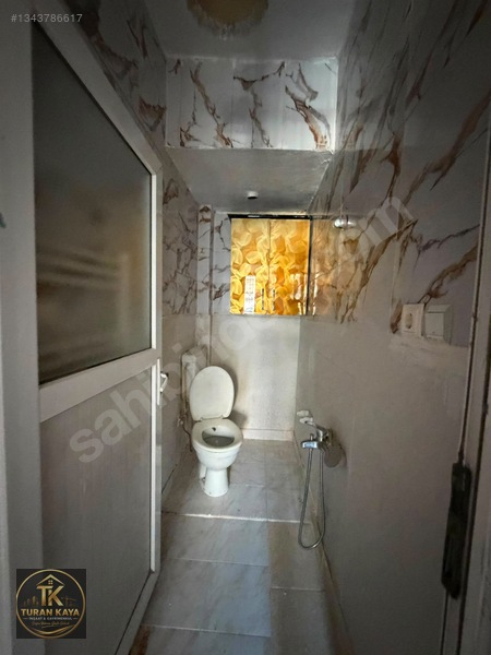 Yeşilevlerde Balkonlu Yüksek Giriş 2+1 Daire — fotoğraf 4